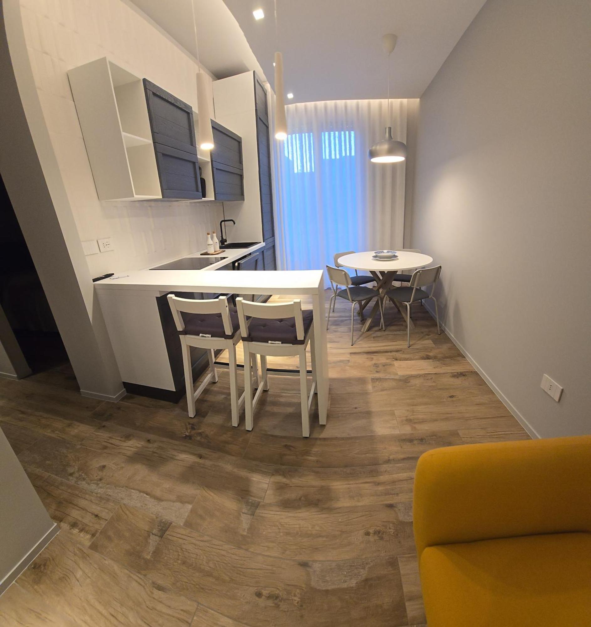 Case Vacanze 106 Maison De Charme 焦维纳佐 外观 照片
