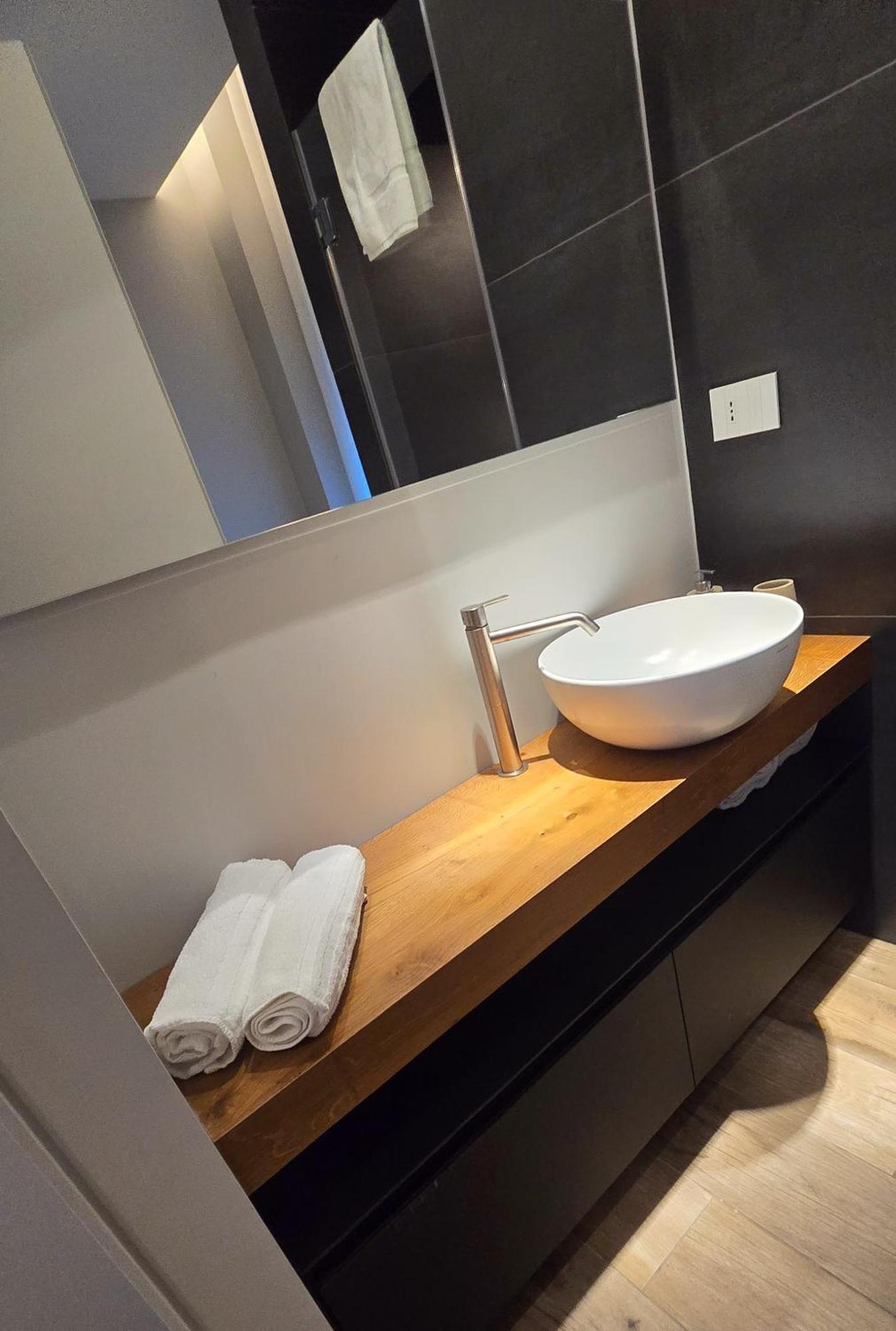 Case Vacanze 106 Maison De Charme 焦维纳佐 外观 照片